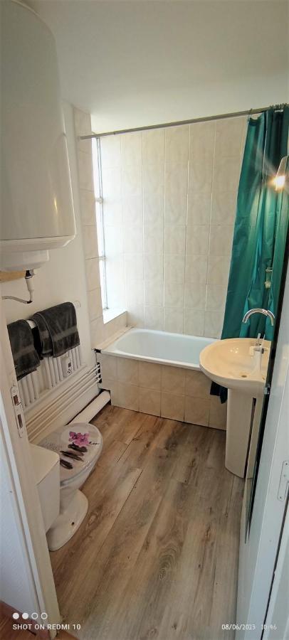 Studio 10 Avec Wifi Limoges Exterior foto
